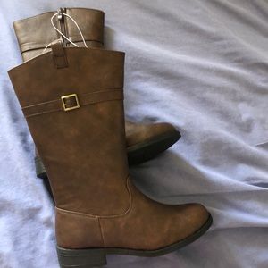 Super cute size 2 riding boots!